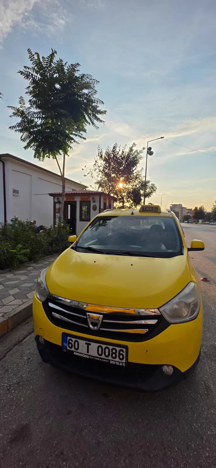 Tokat Taksi, 60 T 0086 plakalı sarı taksi